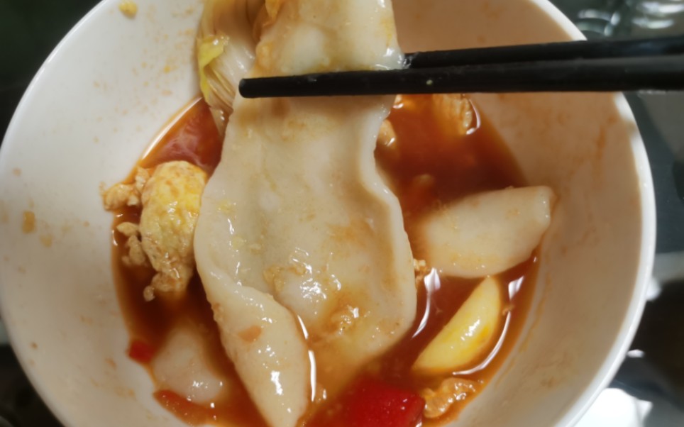 山西面食千千万,狗舌头各位见过吃过没,贼拉好吃的一款面食