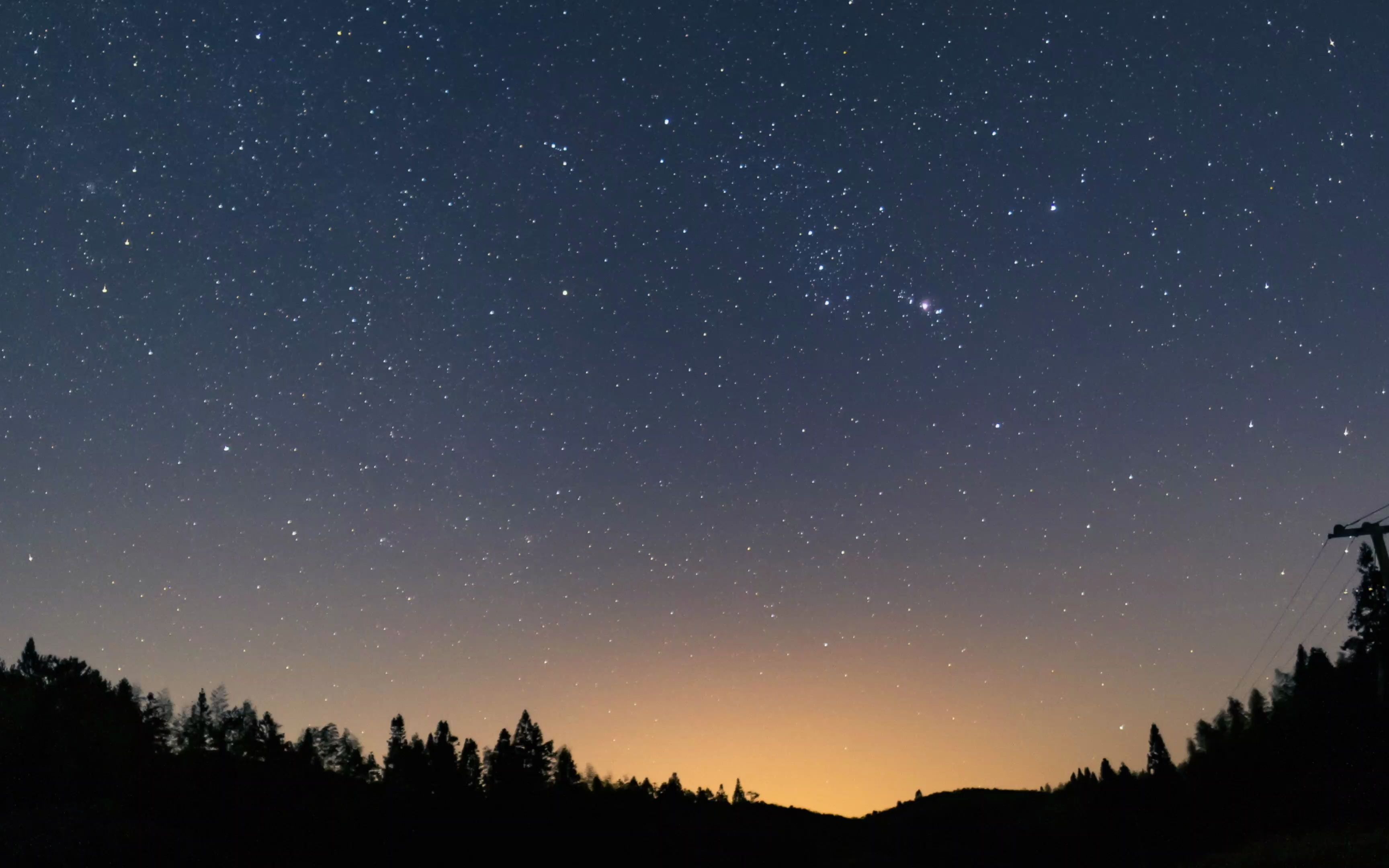 夜幕迎来斗转星移