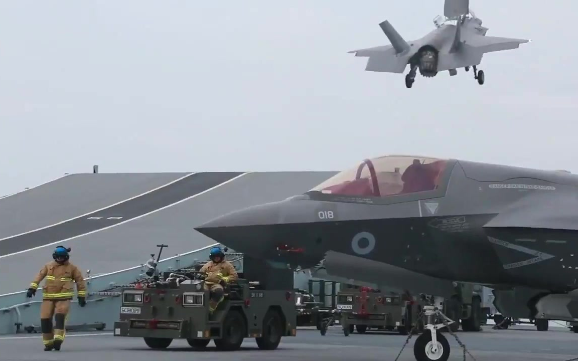 f35b从伊丽莎白女王号上起飞