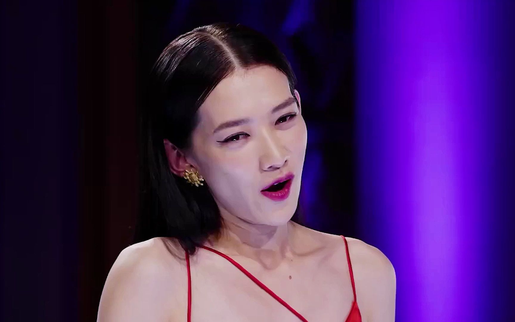 【3-19】美女超模撕逼真人秀《爱上超模》第3期:淘汰打分环节3-19