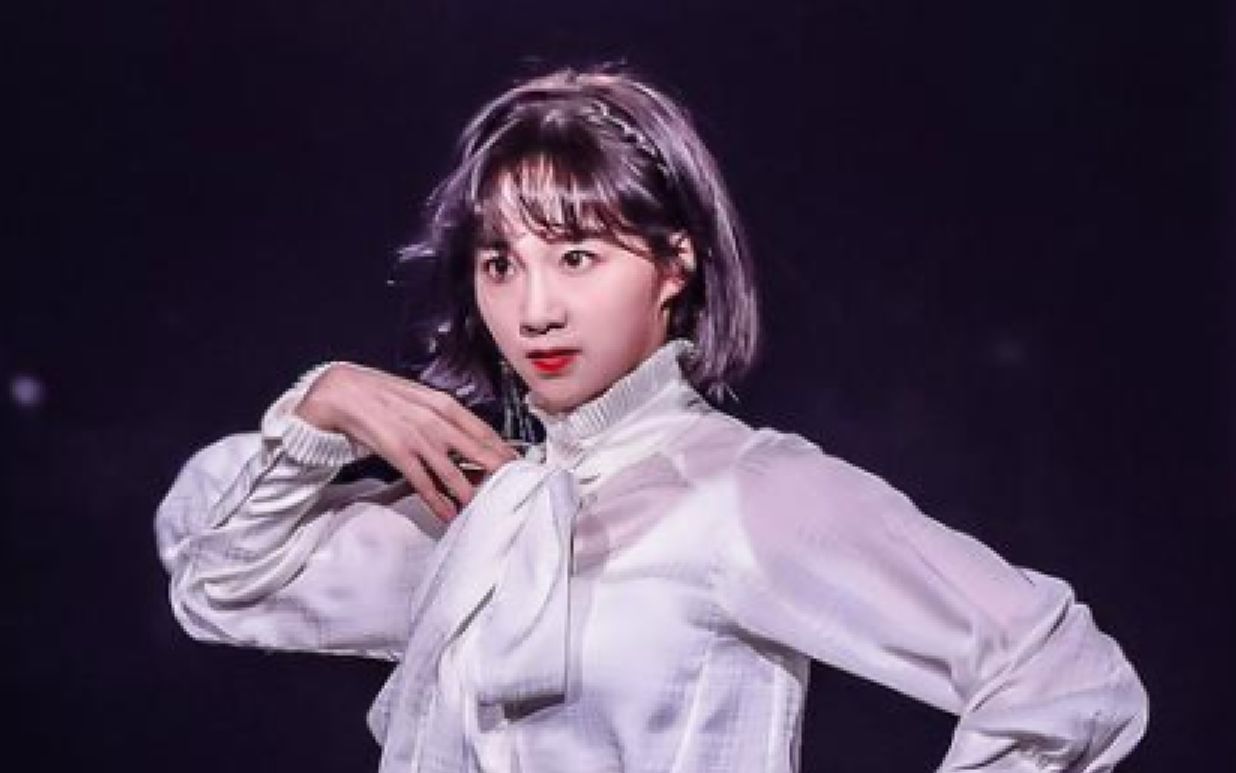 舞蹈风暴李子璇跳舞感动了何炅却因这个细节惨遭淘汰太惹人心疼