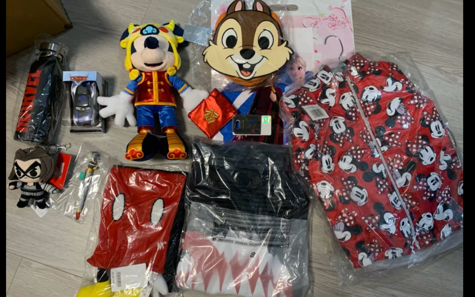 【迪士尼】220元福袋开箱