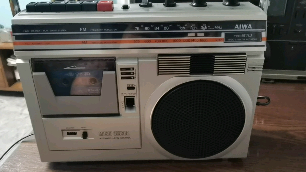 全新日本本土爱华tpr-670收录机._哔哩哔哩_bilibili