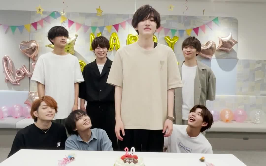 なにわ男子】みっちーお誕生日おめでとう🎉 逆再生で20歳のお祝い