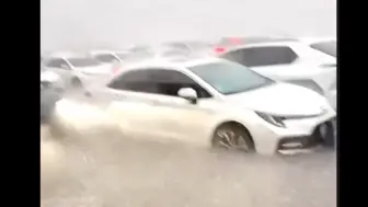 今日广佛大暴雨变水城大水浸