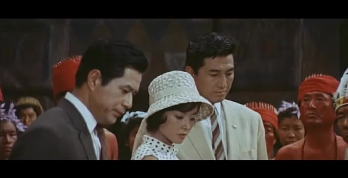 [图]1964年 魔斯拉对哥吉拉 圣灵泉 ザ·ピーナッツ