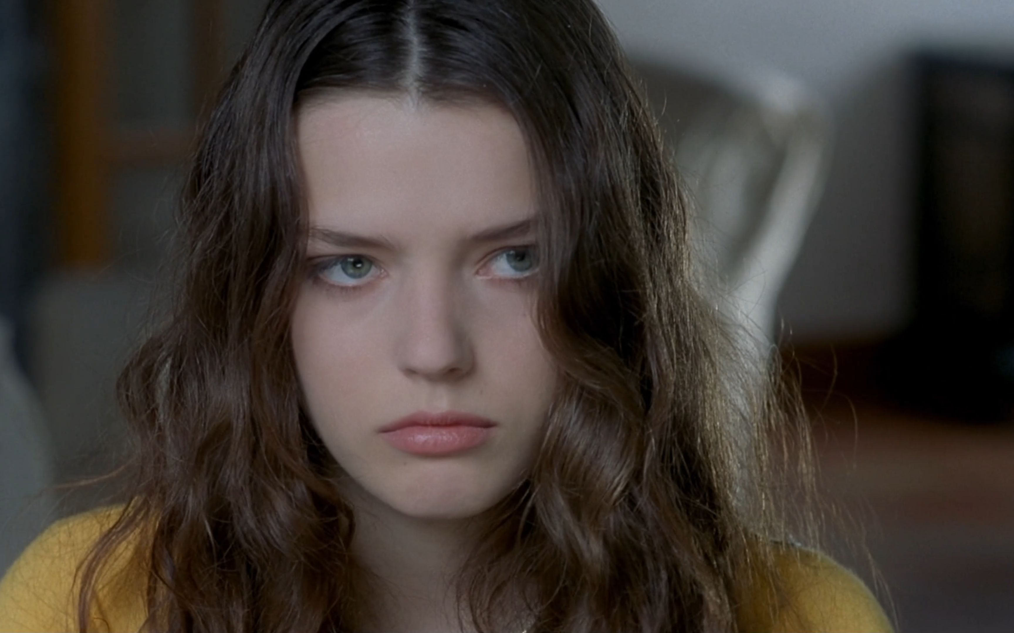 为艺术献身的法国女星——罗克珊·梅斯基达 roxane mesquida