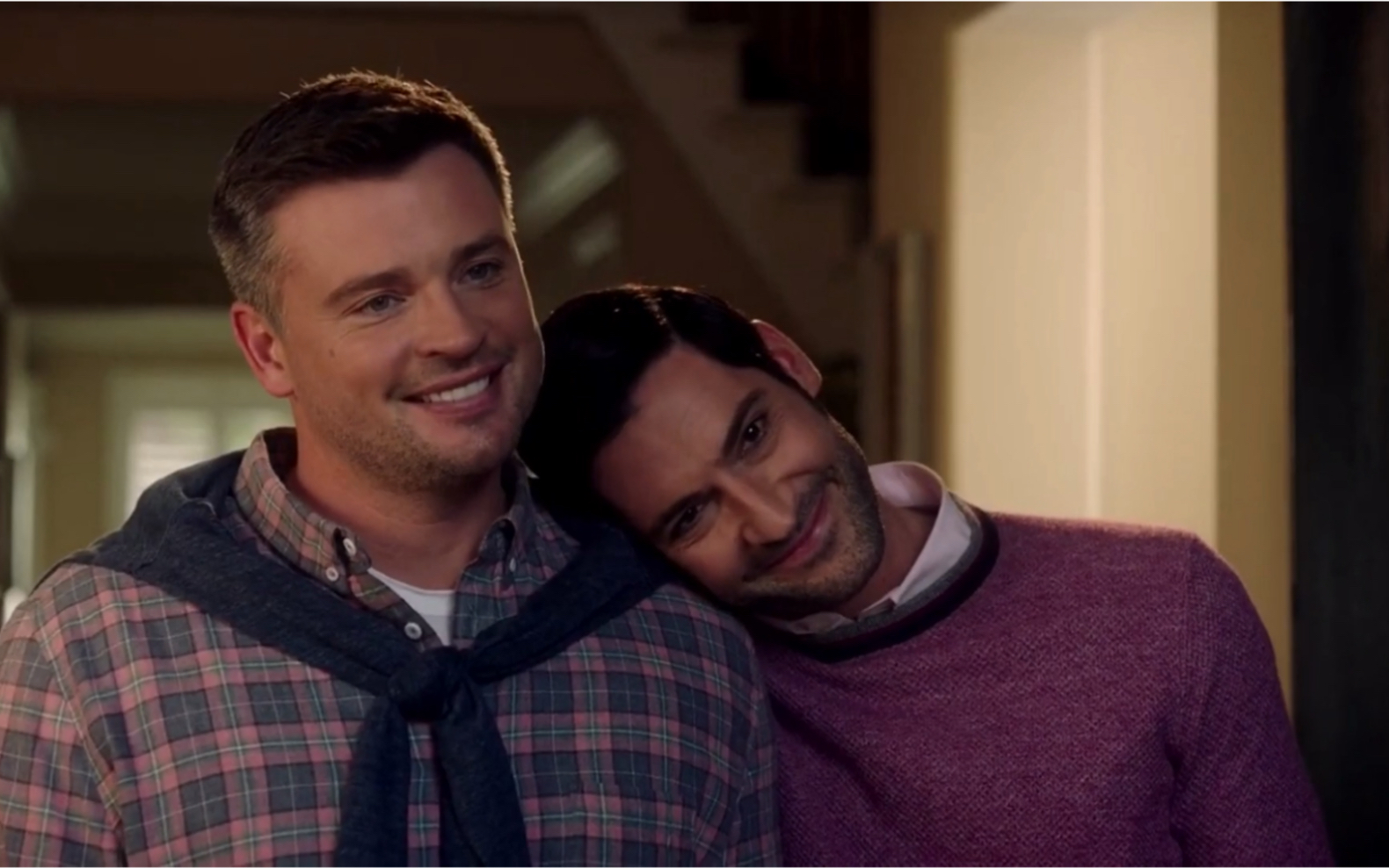 看路西法iii嗑cp|luci小路与kane该隐的"同人之恋"_哔哩哔哩_bilibili