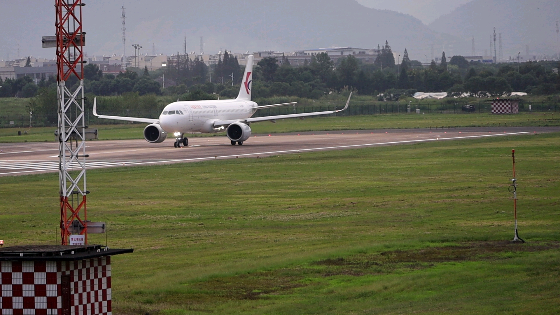 东航浙江第一架A320neo宁波栎社国际机场起飞哔哩哔哩bilibili