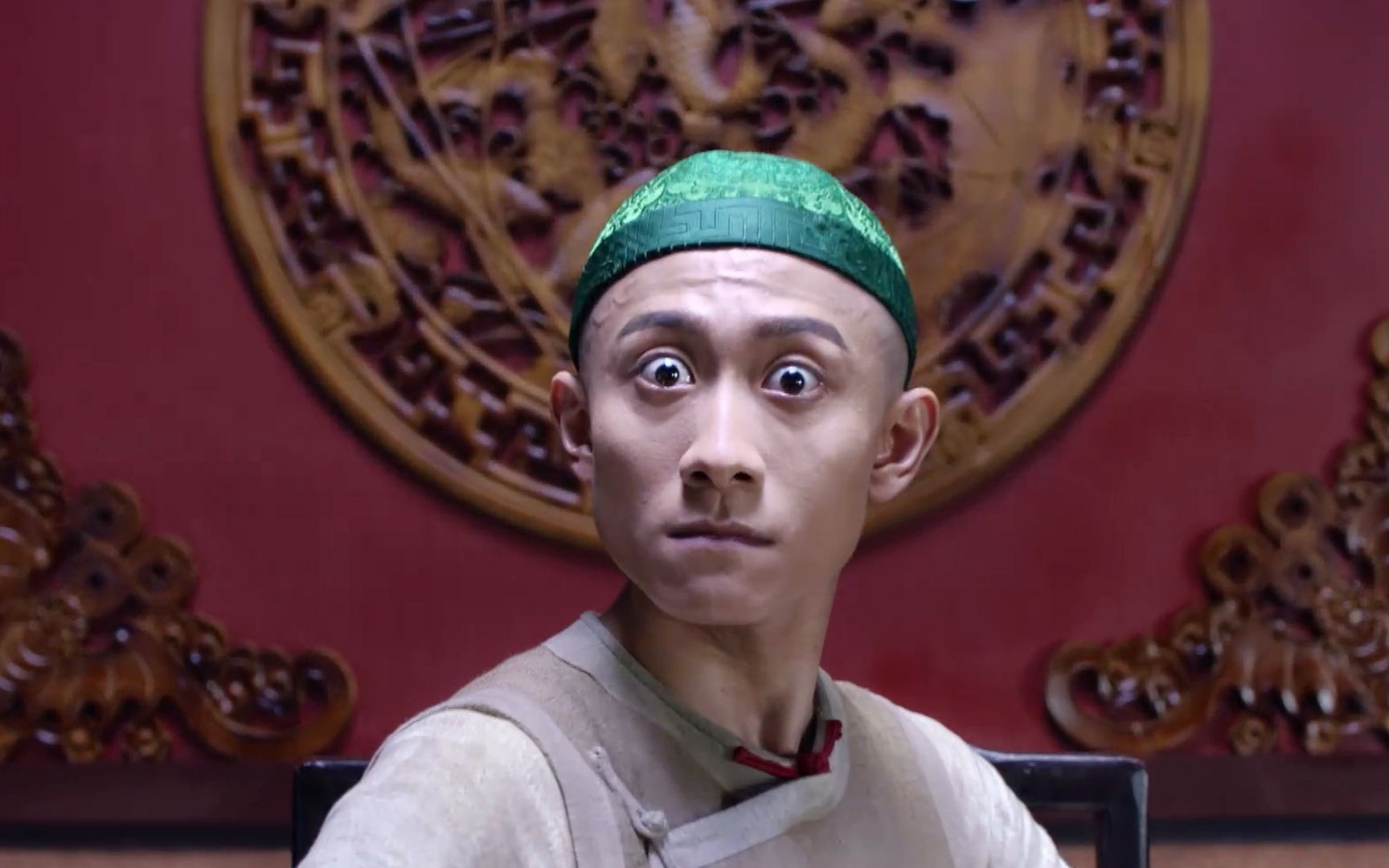 各版本韦小宝出场,周星驰版韦小宝口才一流,张一山演技夸张_哔哩哔哩