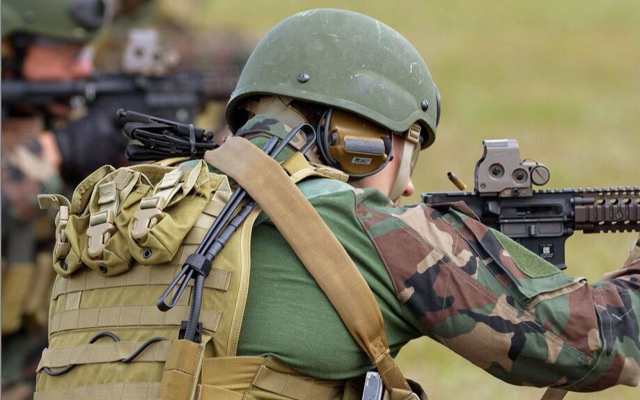 marsoc8231fastropetraining2013