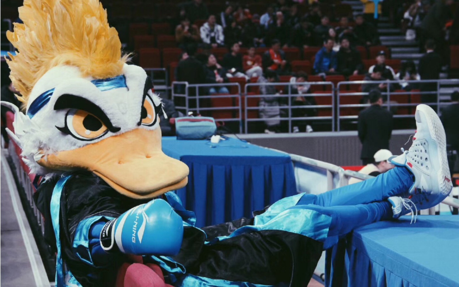 国内吉祥物大盘点北京首钢霹雳鸭