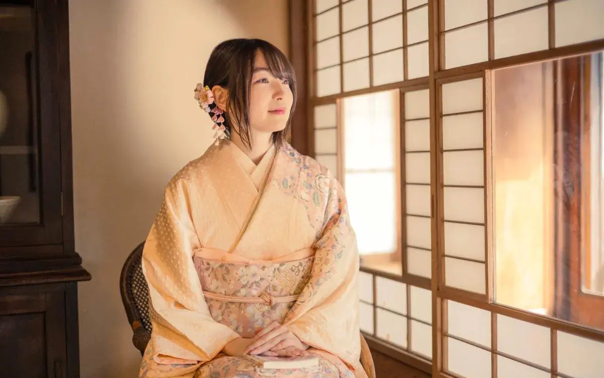 【中字】石川界人:各位看官,这边可以看到身着和服的上田丽奈哦