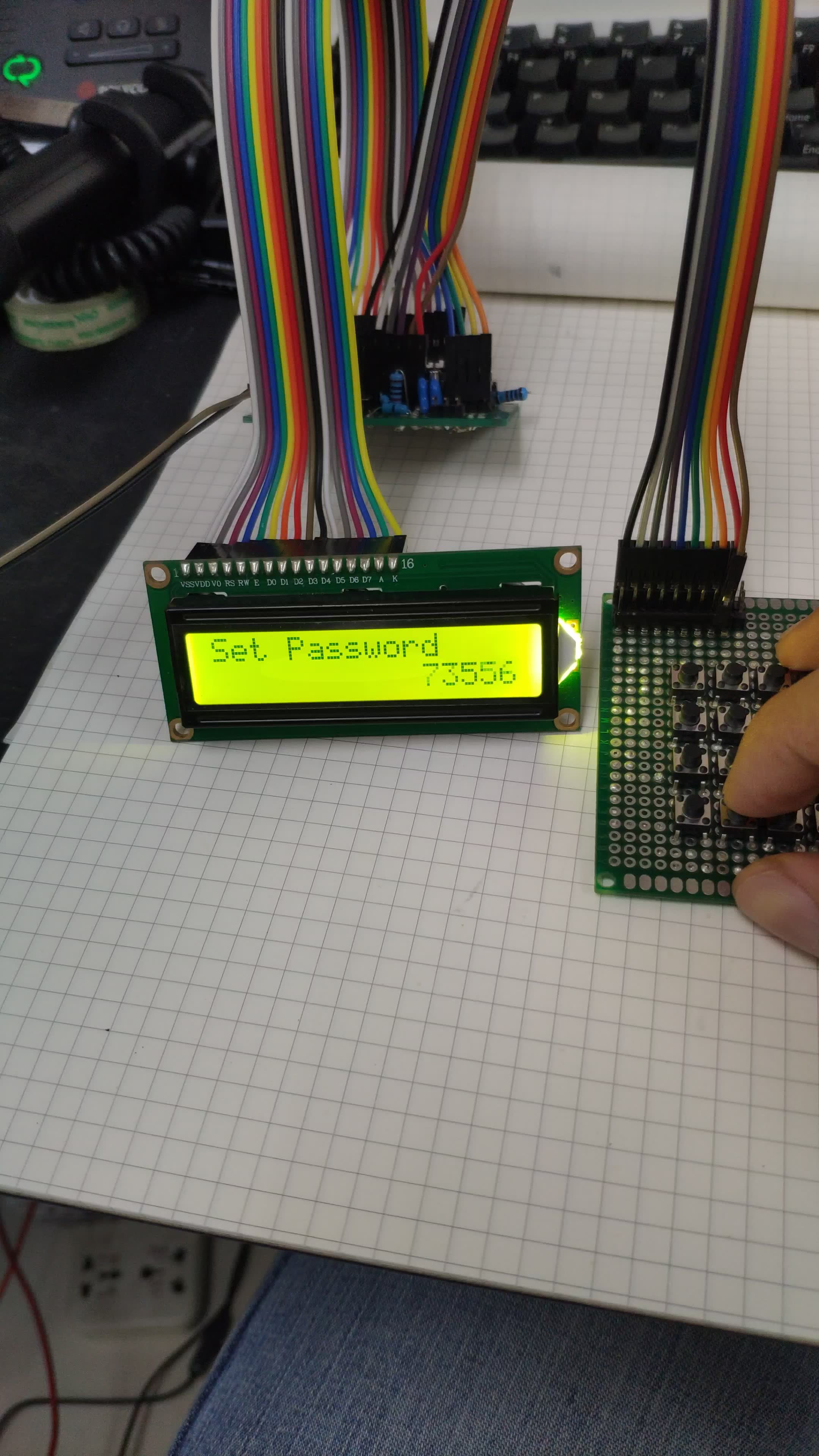 Arduino+1602+矩阵键盘 7355608_哔哩哔哩_bilibili