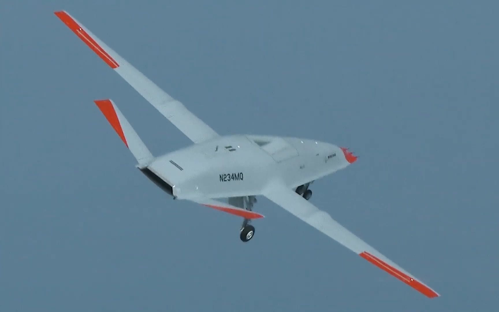 波音mq-25舰载无人加油机完成首飞_哔哩哔哩 (゜-゜)つロ 干杯~-bili