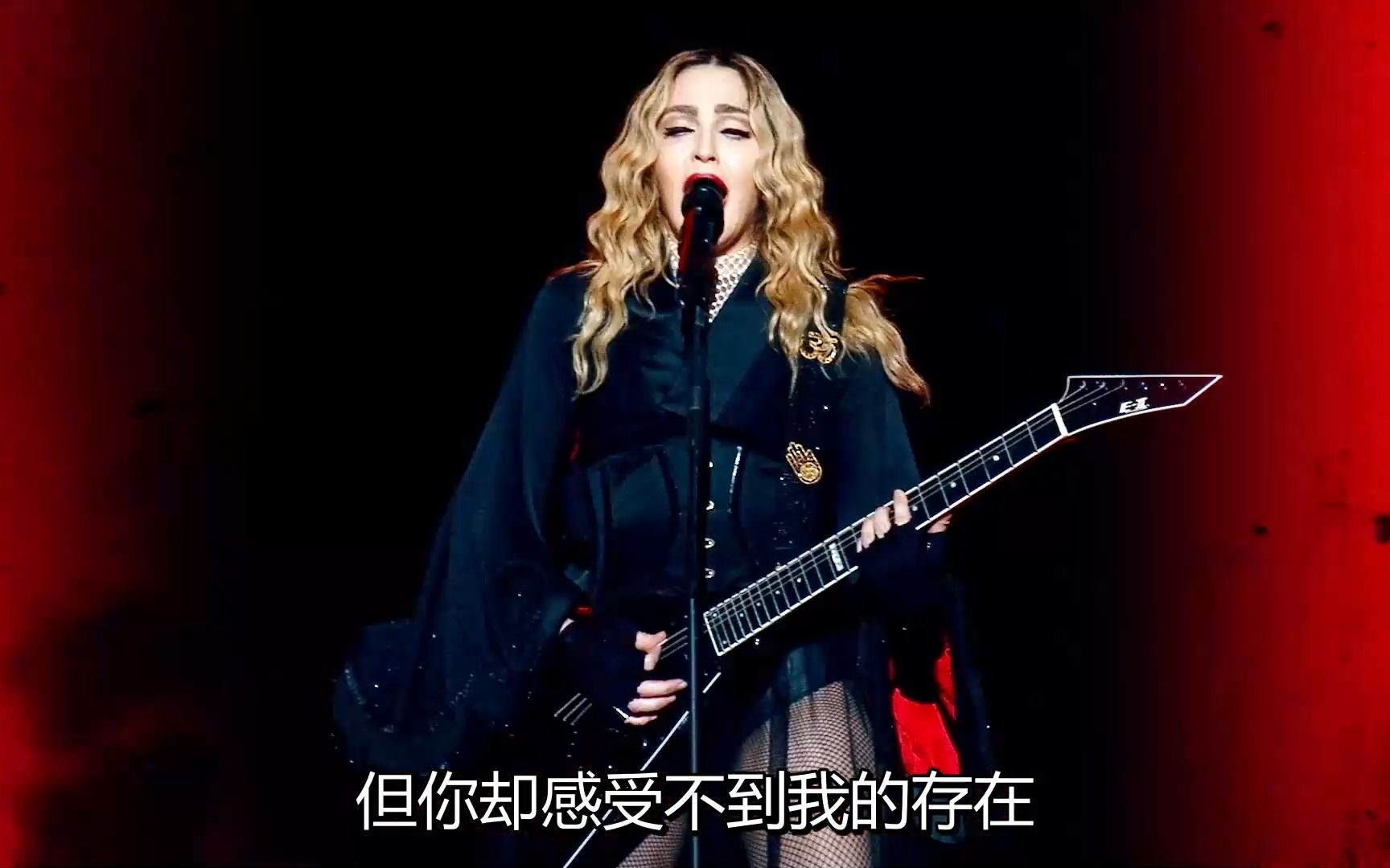 [图]Madonna - Burning Up (演唱会中文字幕版)