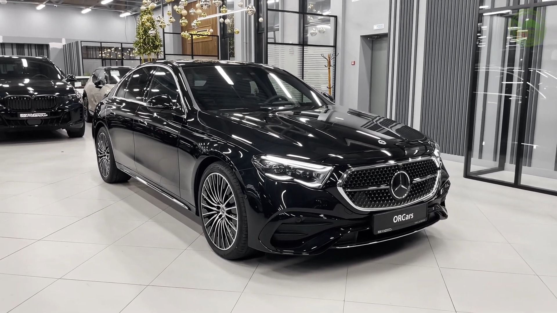 全新2024款奔驰e级沉浸式体验