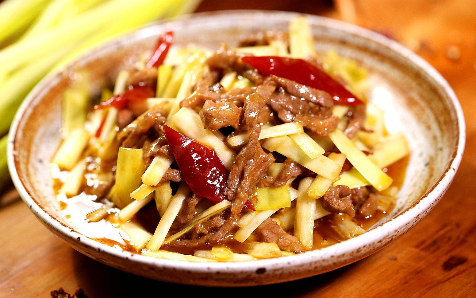 火筵家常韭黄肉丝火哥的菜传统川味韭黄肉丝家喻户晓的下饭名菜好吃的