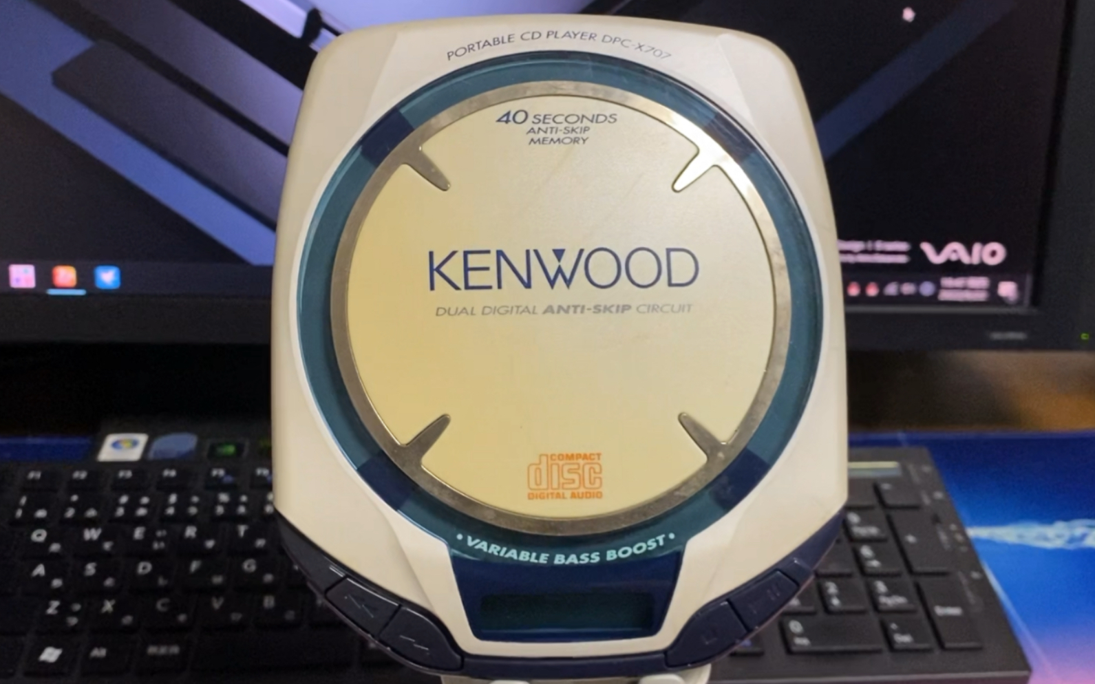 [图]建伍CD WALKMAN音乐播放器KENWOOD DPC-X707 华仔二号出品