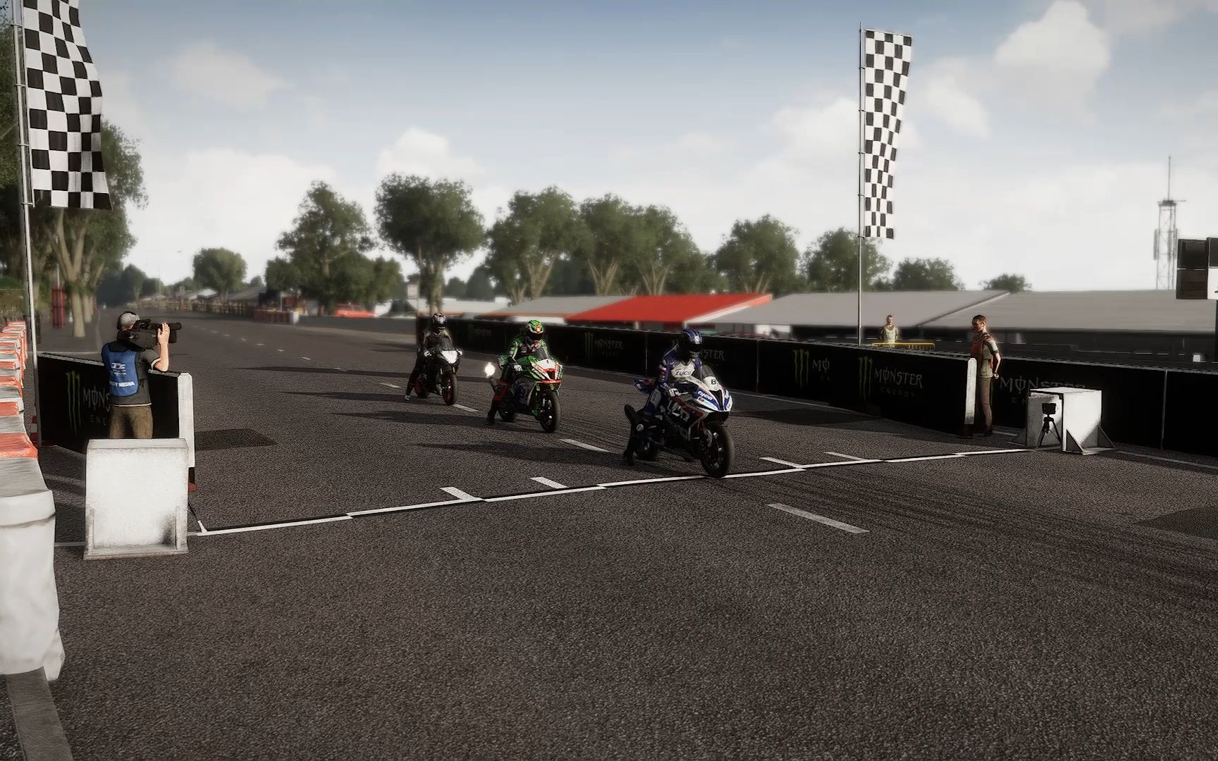 曼岛ttttisleofman二辅助关闭第一人称视角自动相机视角