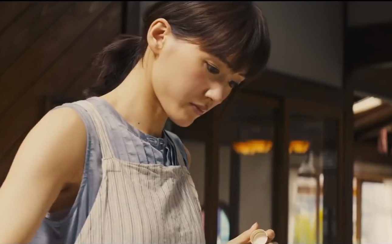 人气日剧《太太请小心轻放》剧场版预告片曝光,由绫濑遥主演,6月15日