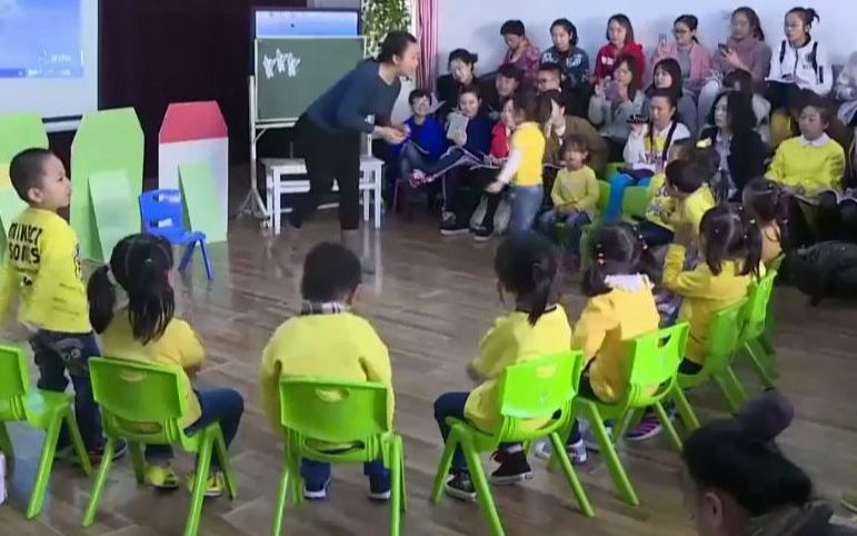 [图]幼儿园优质公开课：小班音乐歌唱《动物歌》#幼儿园公开课#幼儿园#幼儿园优质课#幼儿园优质公开课#幼儿园优秀公开课