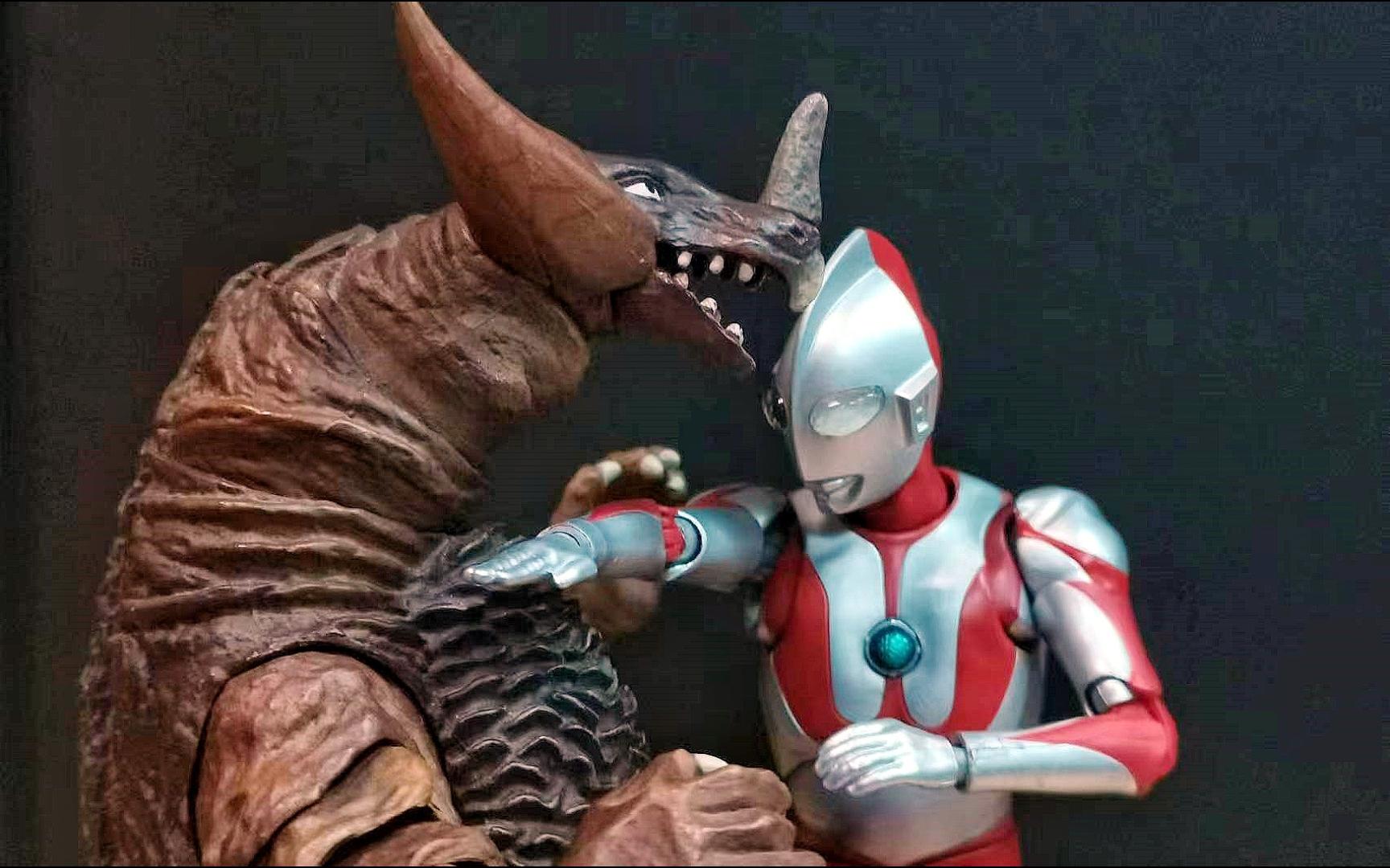 shf场景还原——奥特曼vs哥莫拉