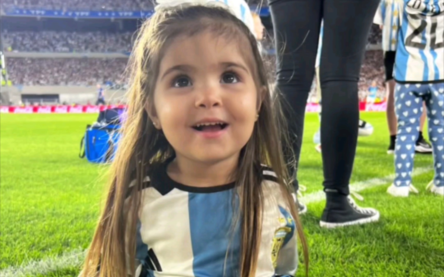 恩佐女儿olivia|恩佐一家回到阿根廷的快乐生活,奥莉长高了不少