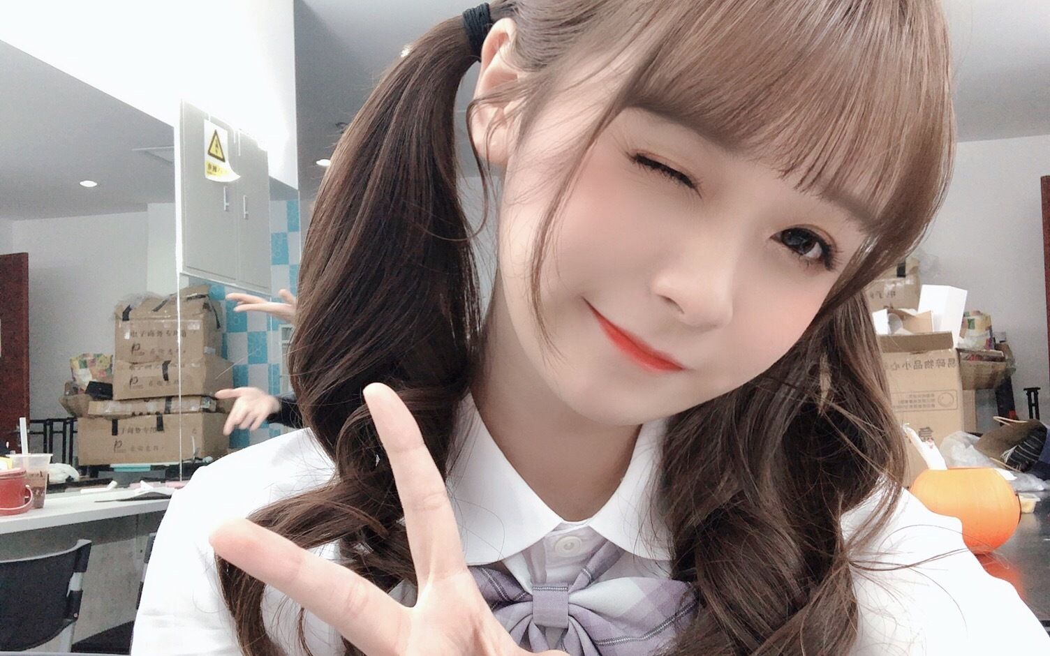 snh48颜沁就这样一笑倾城一见自难忘78