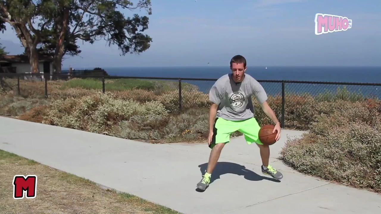 即兴组合交叉运球