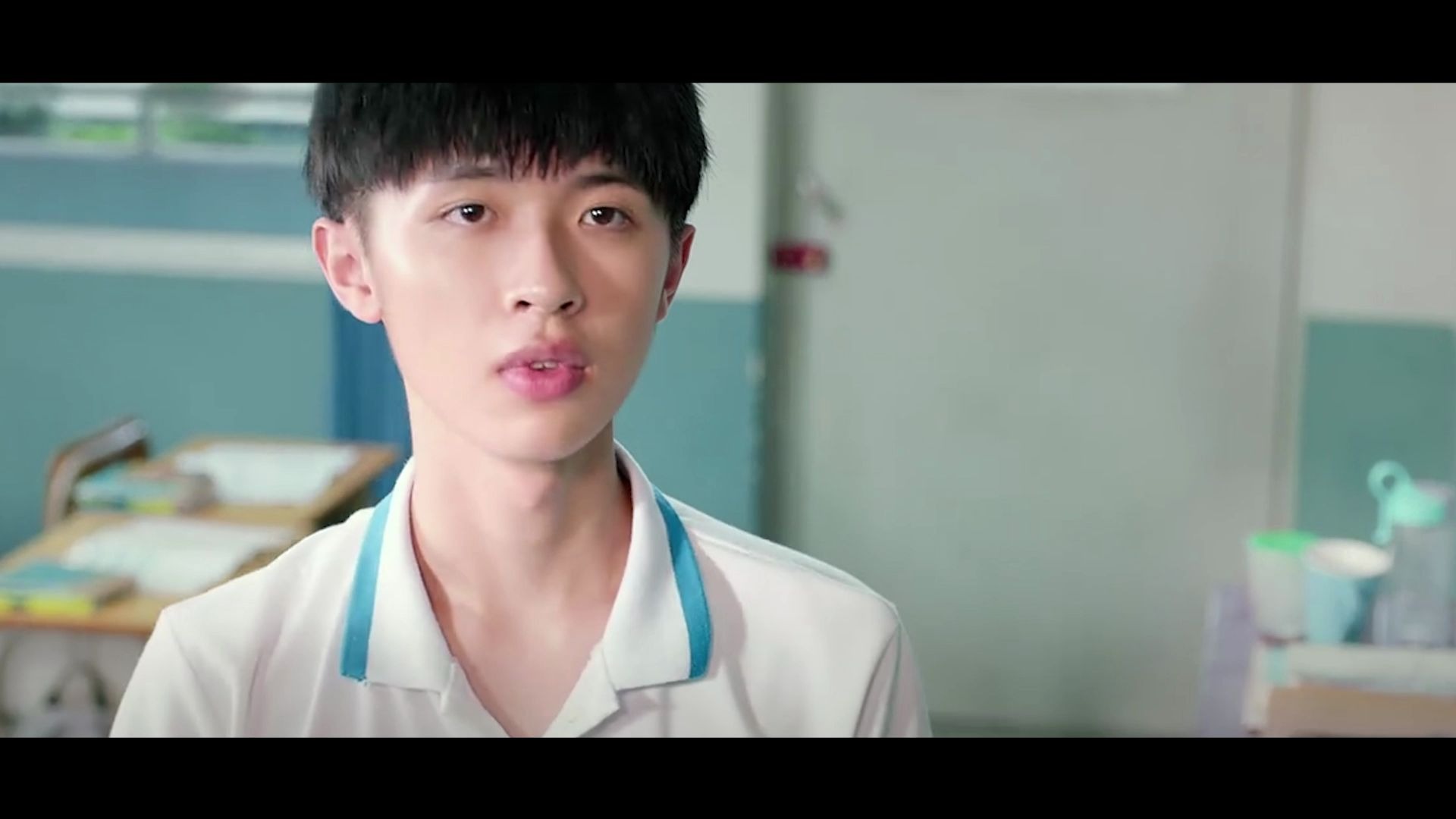 夏远远遇见李磊,两人开启甜蜜的校园之恋_哔哩哔哩_bilibili