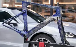 Download Video: cannondale system six 佳能戴尔 系统六 星空涂装修复 发一个简简单单的手绘大块损伤修补 自行车 涂装案例