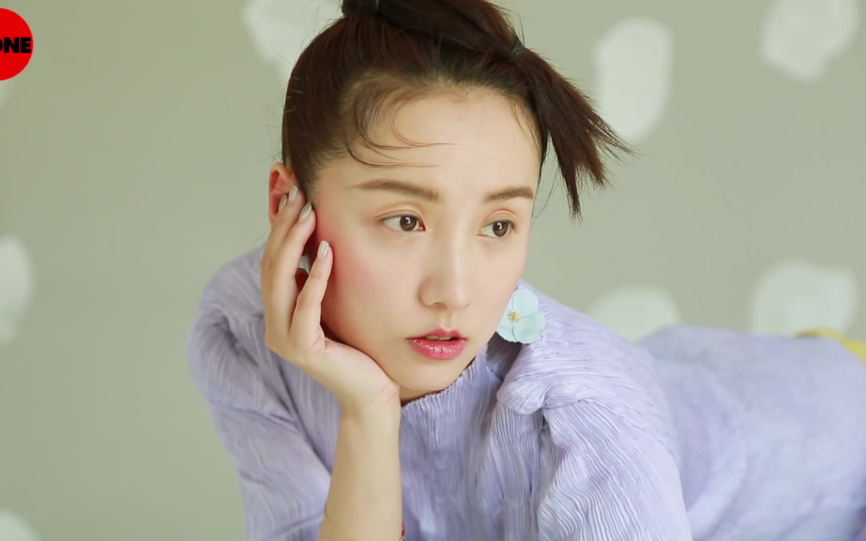 壹号theone|跟着吕一学瑜伽吧!