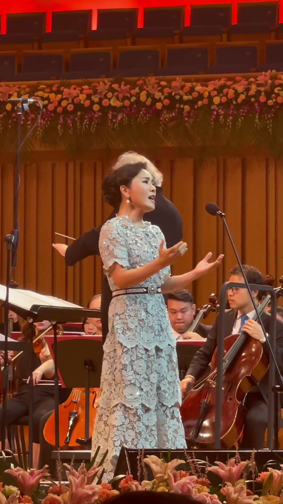 王莹博士老师我想你音乐会声乐