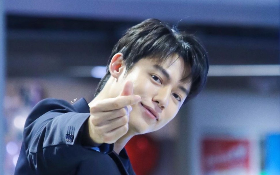 19 泰星mark prin出席destiny clinic活动演唱合集_哔哩哔哩 (゜-゜)