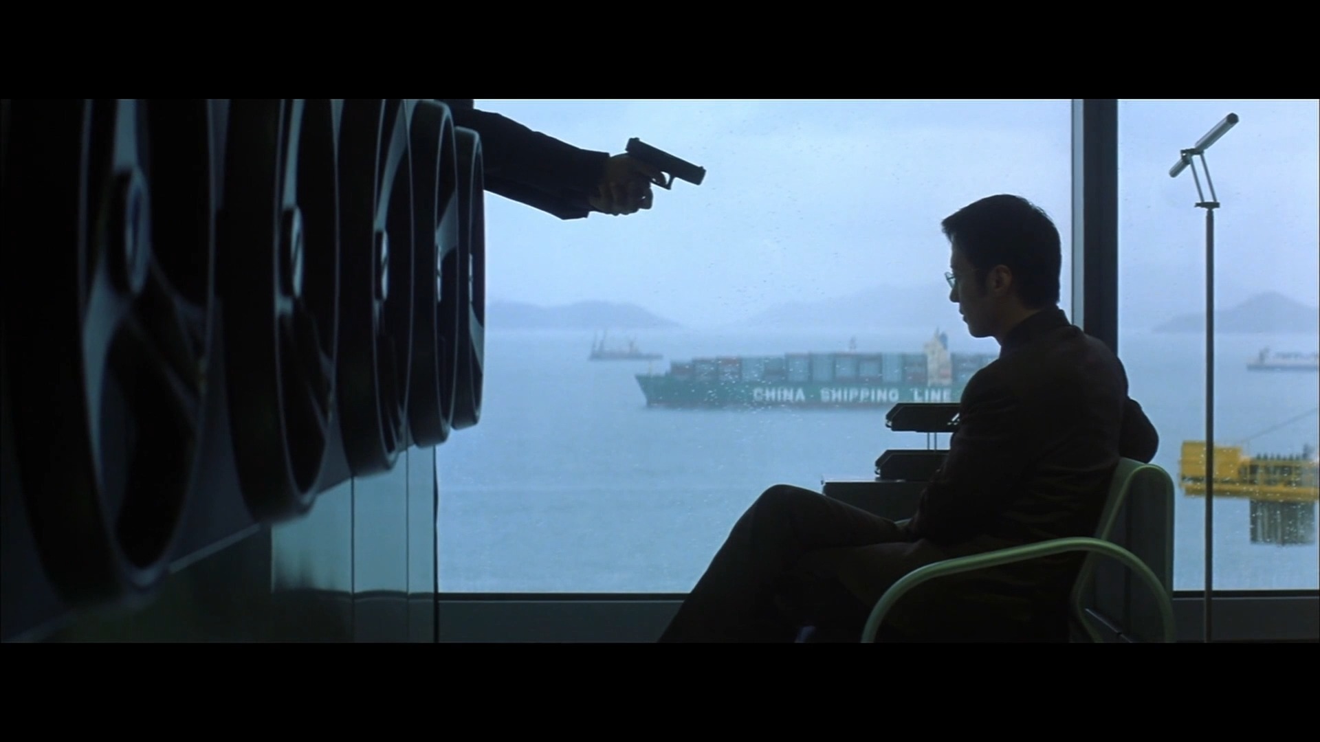 杨锦荣cut02这段被枪指着,太镇静帅气了