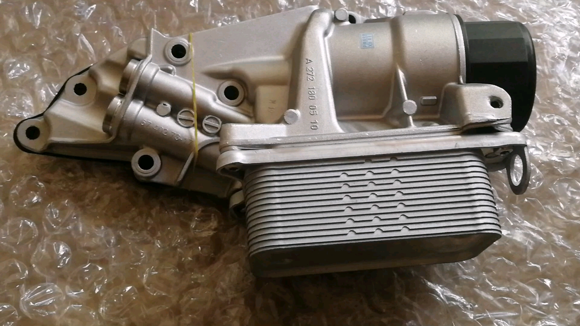 奔驰gl450机油格底座带散热器总成