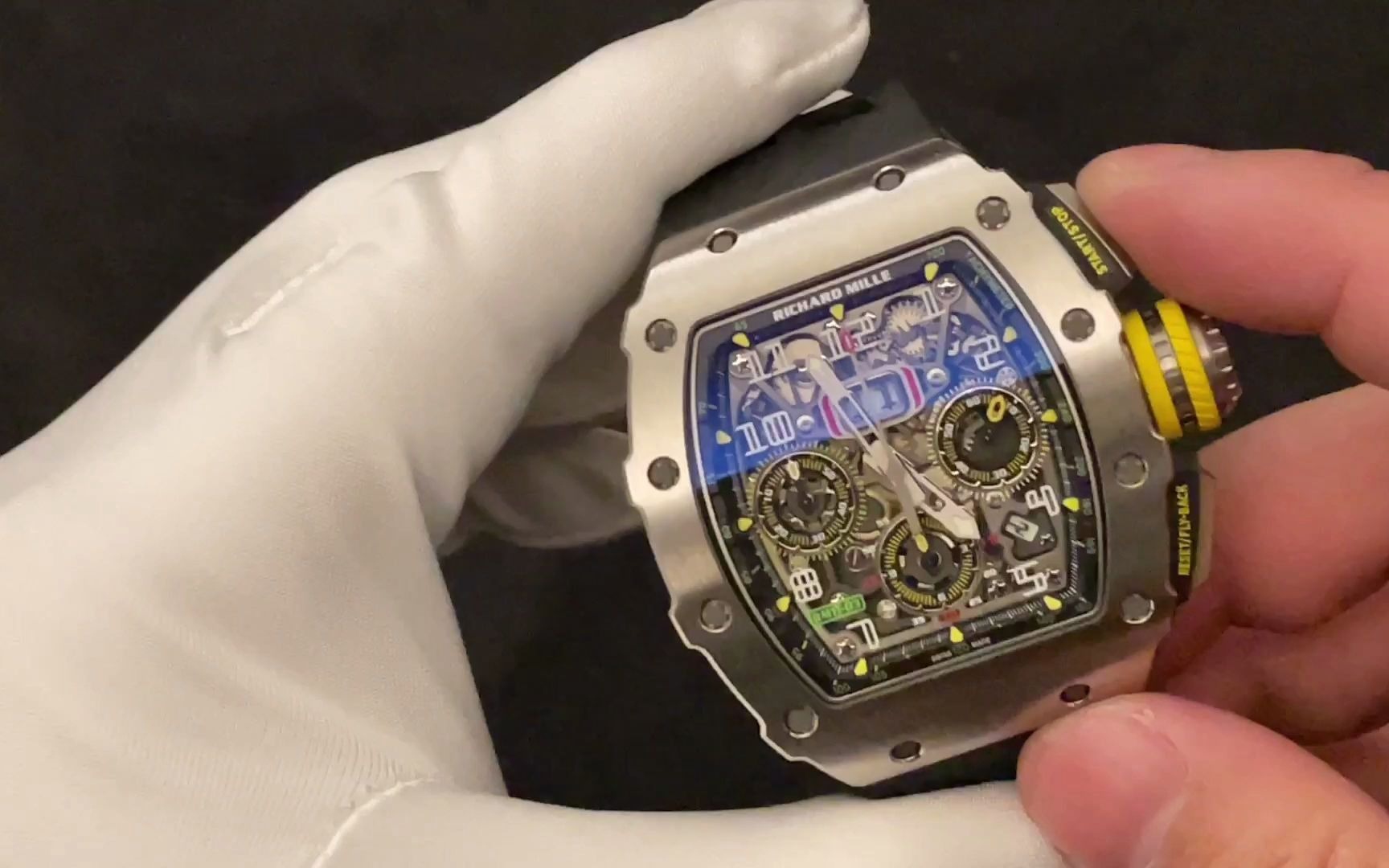 [图]b站首发 RICHARD MILLE 11-03 Titanium 理查德米勒RM1103钛和超VIP专属转表器 把玩品鉴