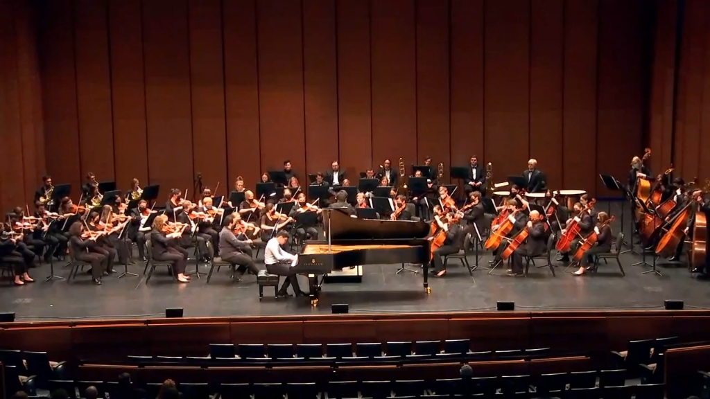 [图]格里格a小调钢琴协奏曲第一乐章 Grieg Piano Concerto in a minor, Op.16, 1st movement.