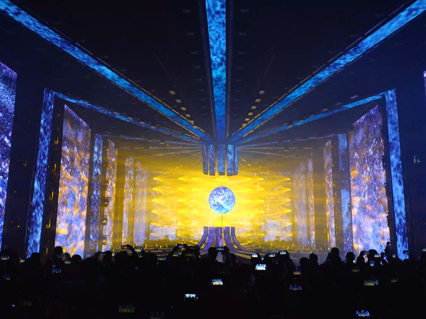 《halo》2024沉浸式灯光秀盛大开幕,数字艺术引领文旅新潮流