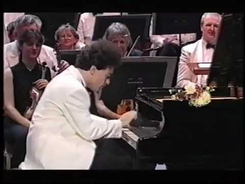 钢琴家基辛(Evgeny Kissin)在返场曲目中演奏拉赫曼尼诺夫的前奏曲哔哩哔哩bilibili