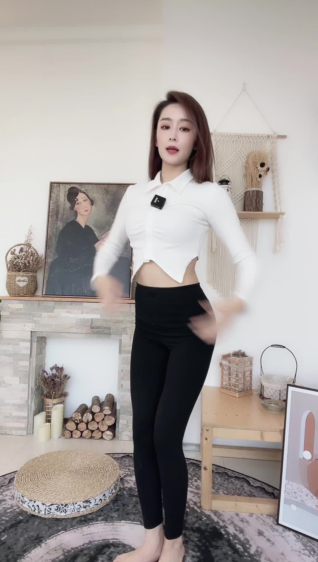 婕熹卡直播回放(婕熹卡直播原视频回放在线观看)