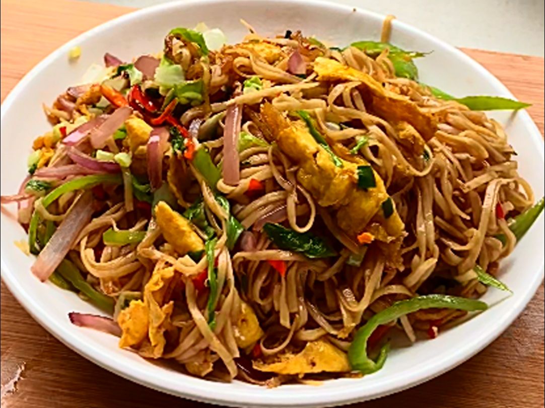 比燃面还好吃的鸡蛋炒面,这样就能做出来 #家常菜 #美食教程