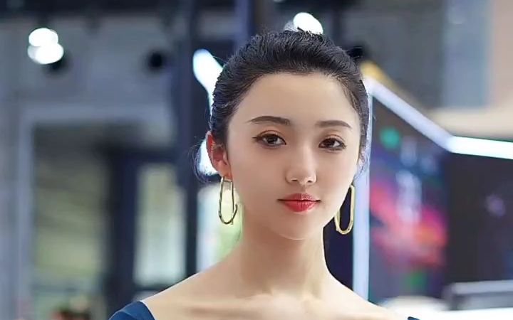 深圳车展模特王微