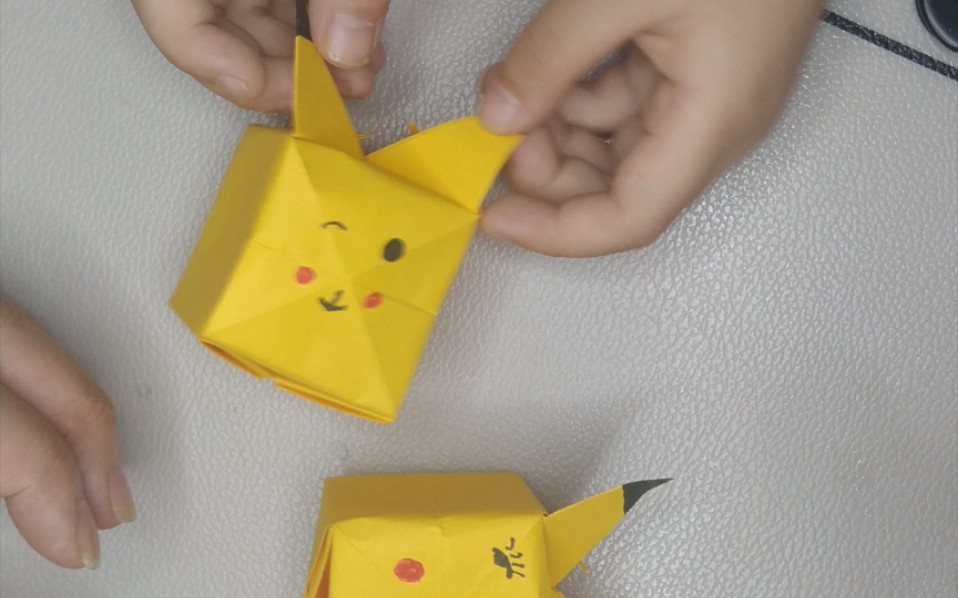 皮卡丘折纸气球!卡通手工折纸,一分钟就能学会