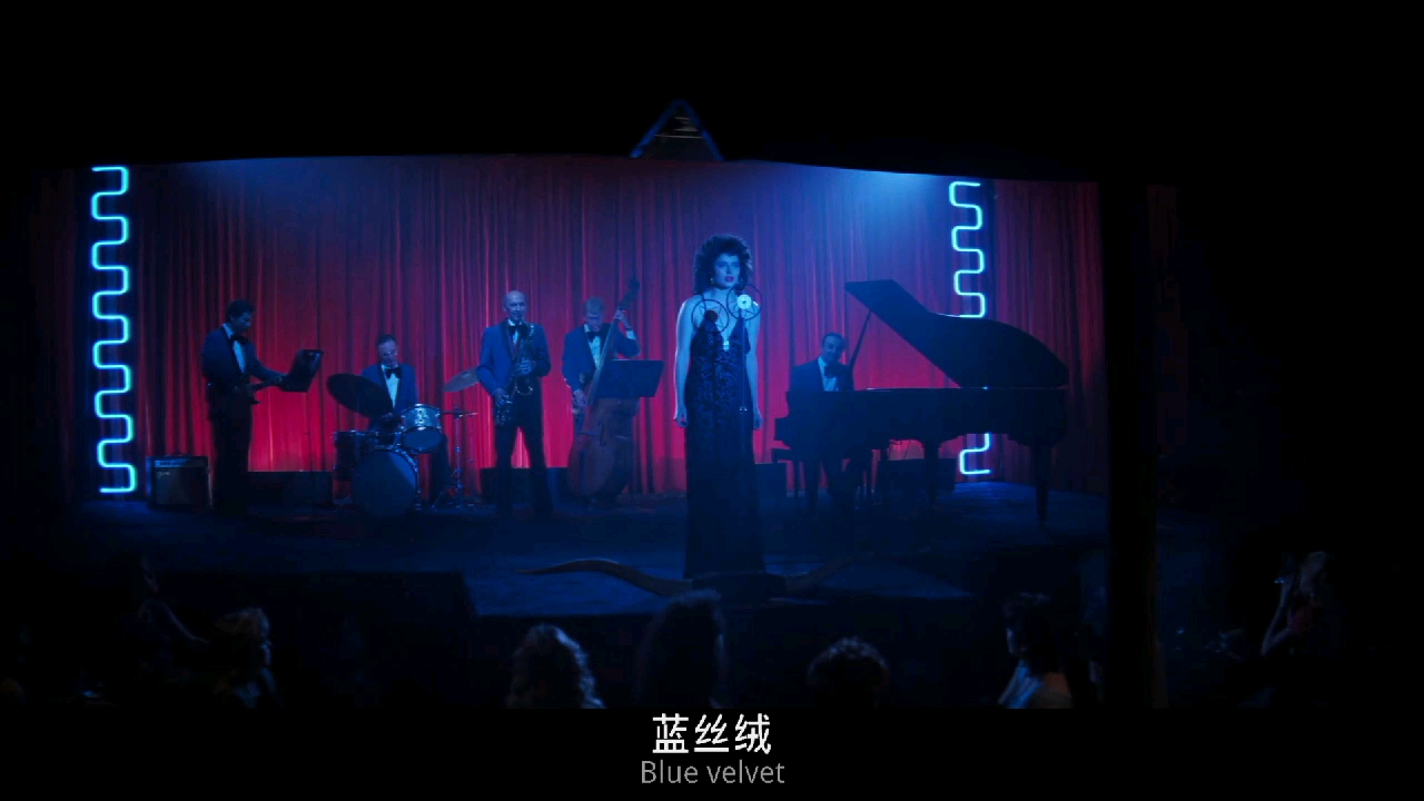 [图]大卫林奇导演片中曲蓝丝绒Blue Velvet…