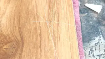 地板划伤如何修复