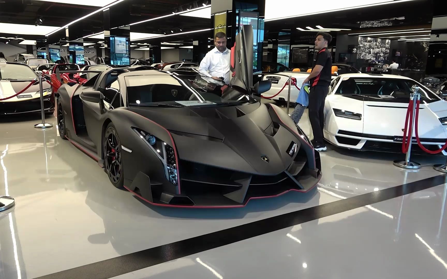 天生玩家必备!兰博基尼veneno roadster助你实现梦想!