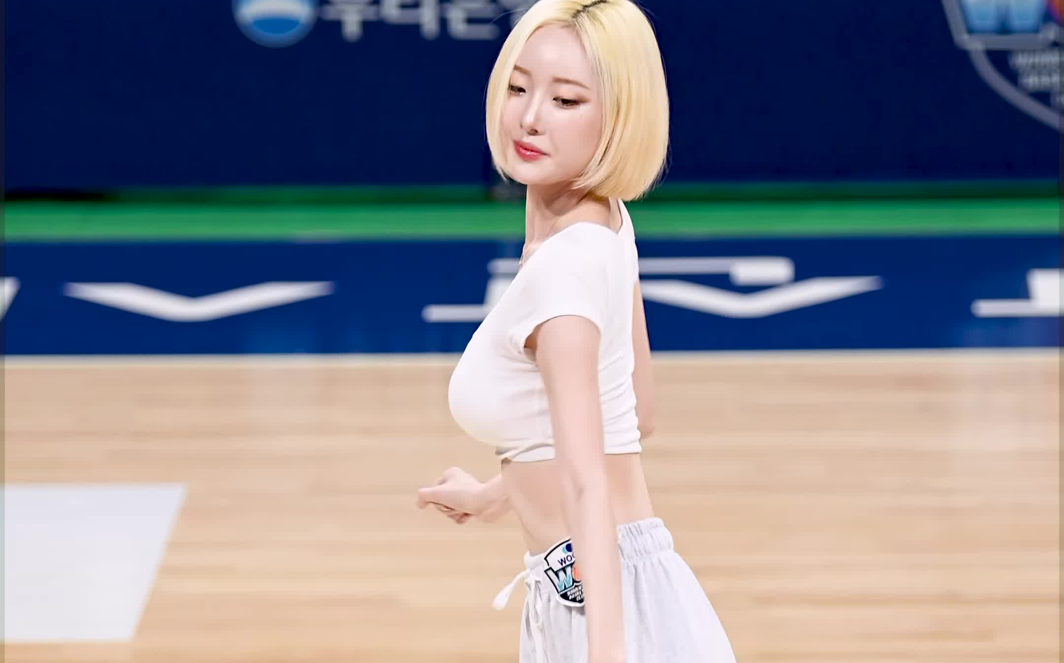 4k韩国啦啦队徐贤淑饭拍斗山bears饭拍16