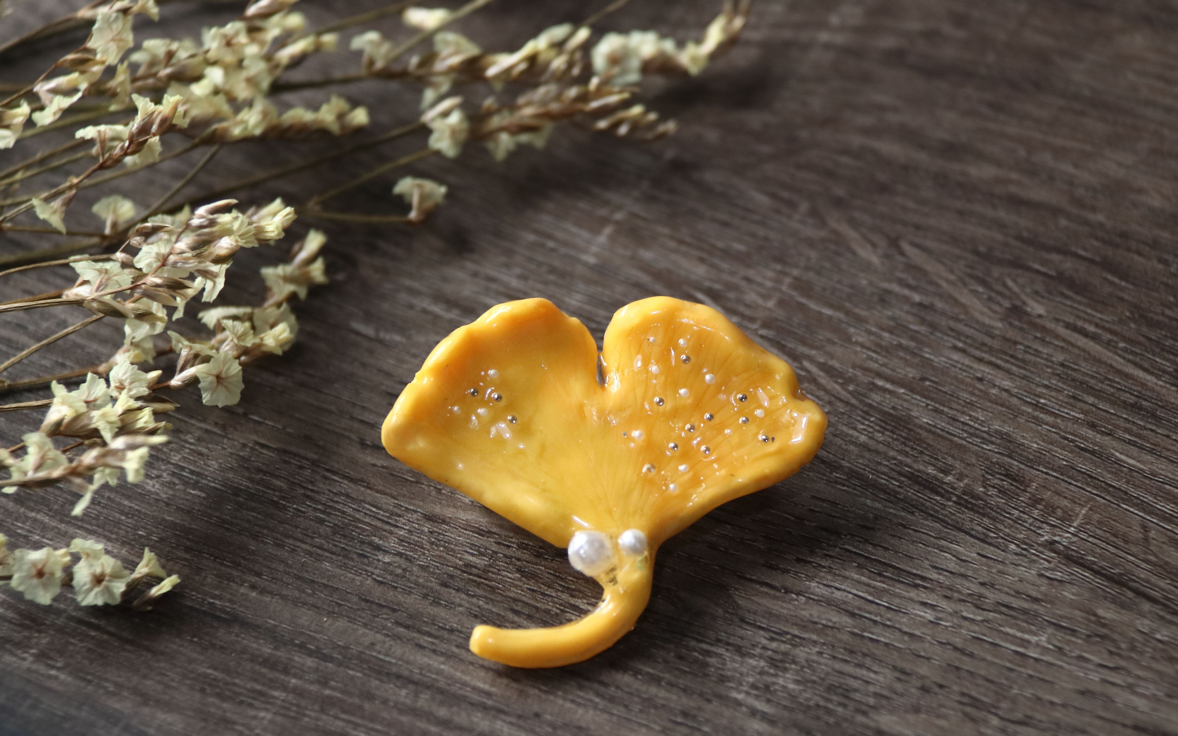 点点玩美 - 软陶银杏叶胸针_哔哩哔哩 (゜-゜)つロ 干杯~-bilibili